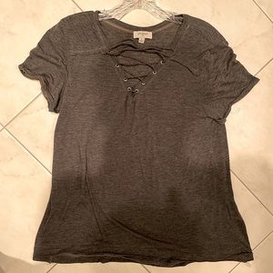 Umgee gray tie up tee shirt- size S!